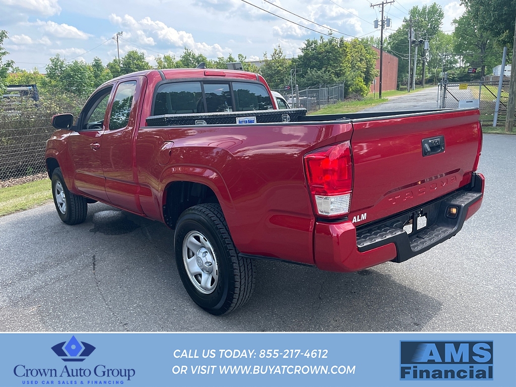 2017 Toyota Tacoma SR - Photo 8